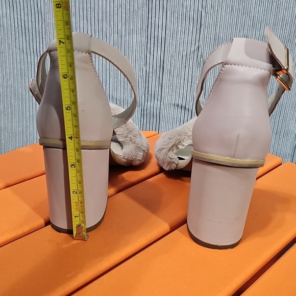 Seychelles Women Leather Faux Fur Block Heel Ankle Strap Sandal Size 10 Flawed - Picture 6 of 12